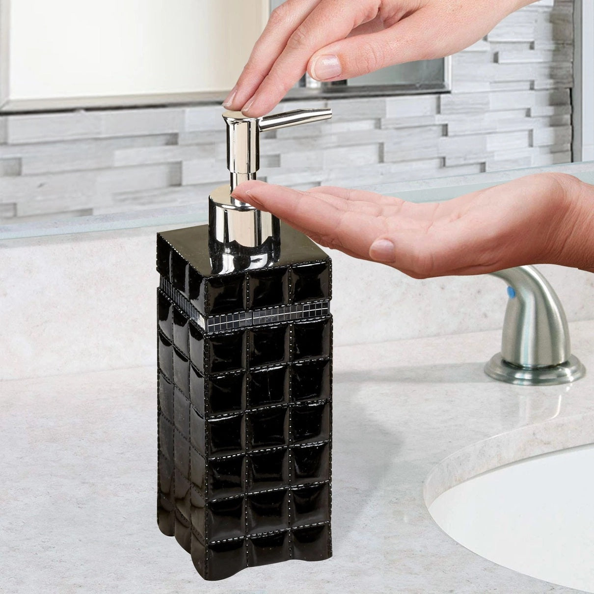 Liquid Soap Dispenser Pump Bottle Bathroom Vanity & Kitchen