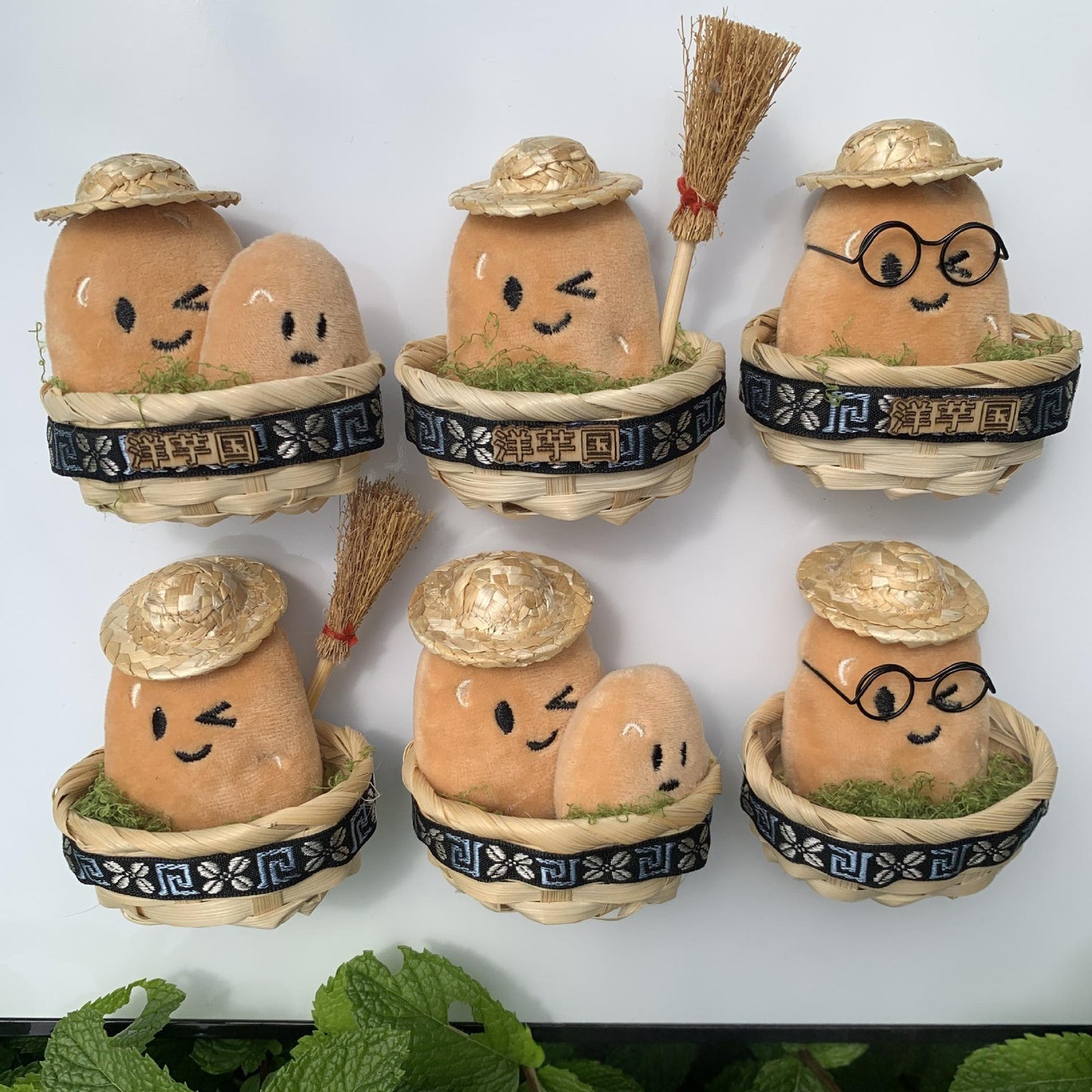 Handmade Potato-Shaped Magnetic Fridge Magnet - Souvenir Home Decor