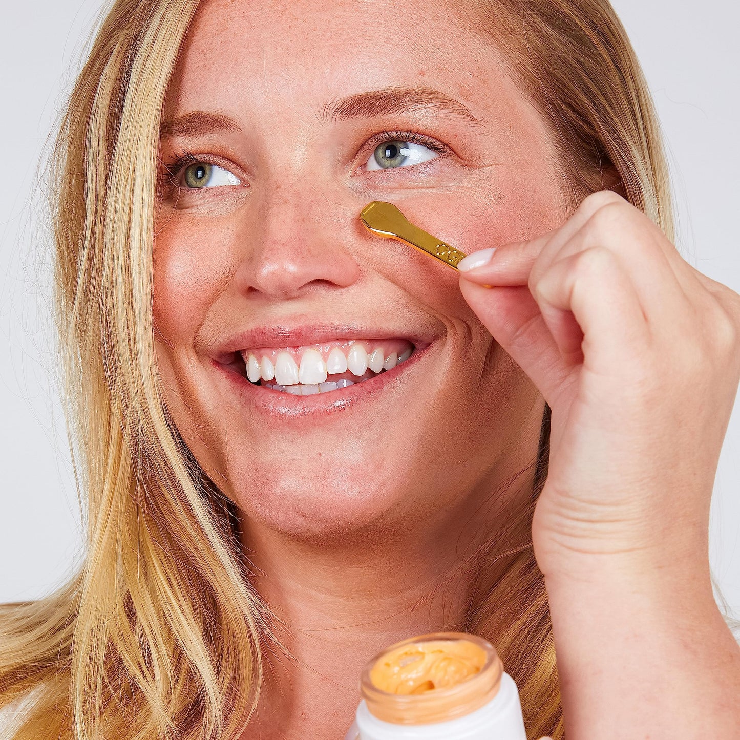 Ogee Botanical Eye Balm - Certified Organic Brightening Eye Cream for Dark Circles and Puffinesss - Made with Natural Retinol Alternative & Hyaluronic Acid