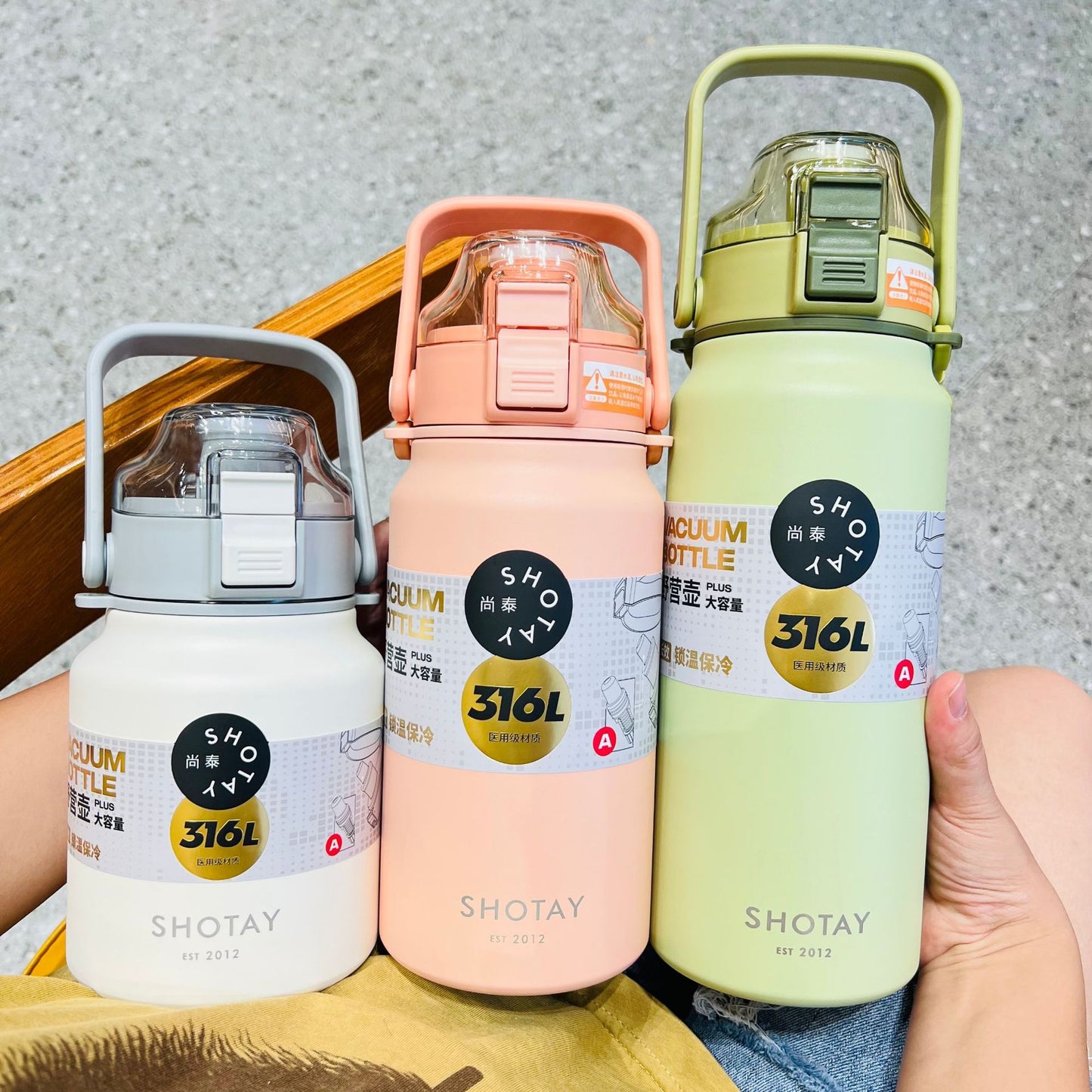 Large Capacity Stainless Steel Travel Thermos Bottle - Black, Pink, White, Green
