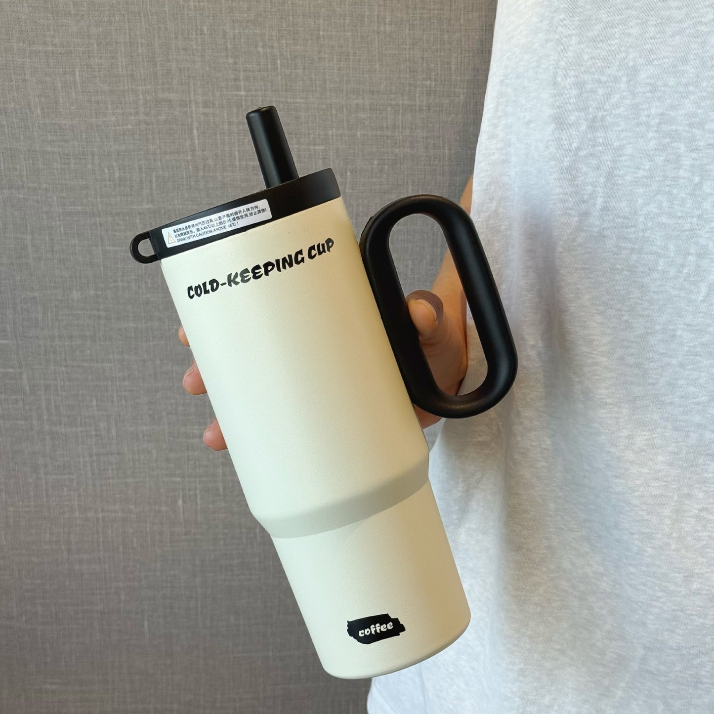 Portable Insulated Water Cup with Handle for Car Travel - 710ml