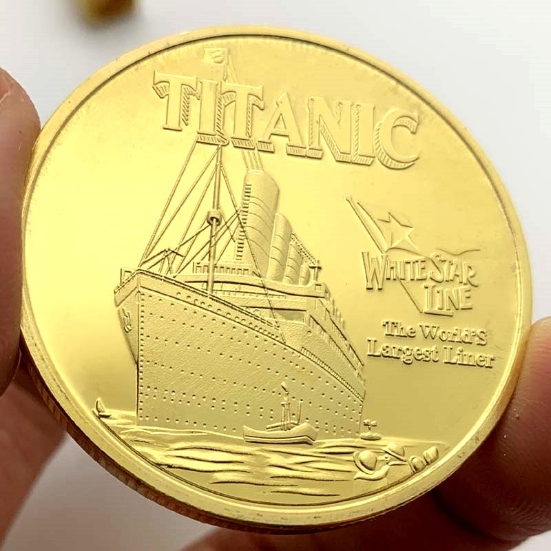 Titanic Commemorative Gold Coin - 40mm Collectible Medallion
