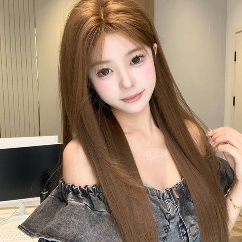 Long Straight Lace Wigs for Women - Warm Brown, Center Parted Synthetic Hair
