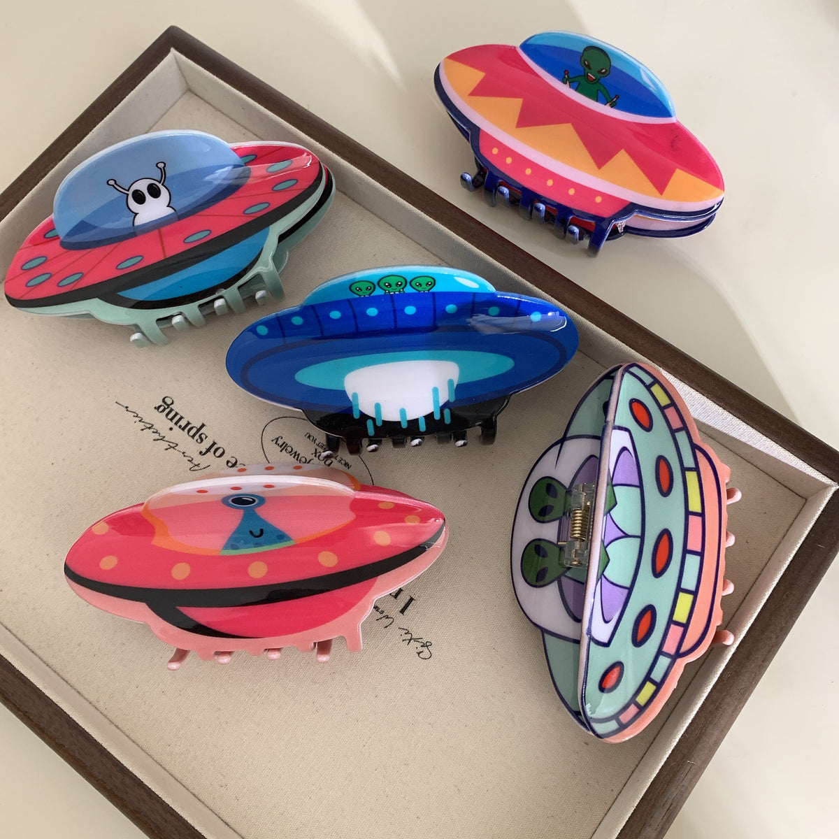 Acrylic Alien Hairpin - Cartoon Space Design