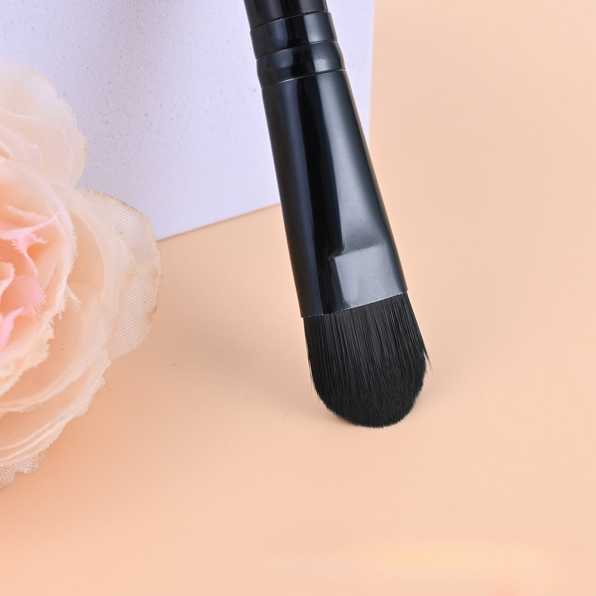Facial Mask Brush - Portable Clay Mask Applicator for Skincare