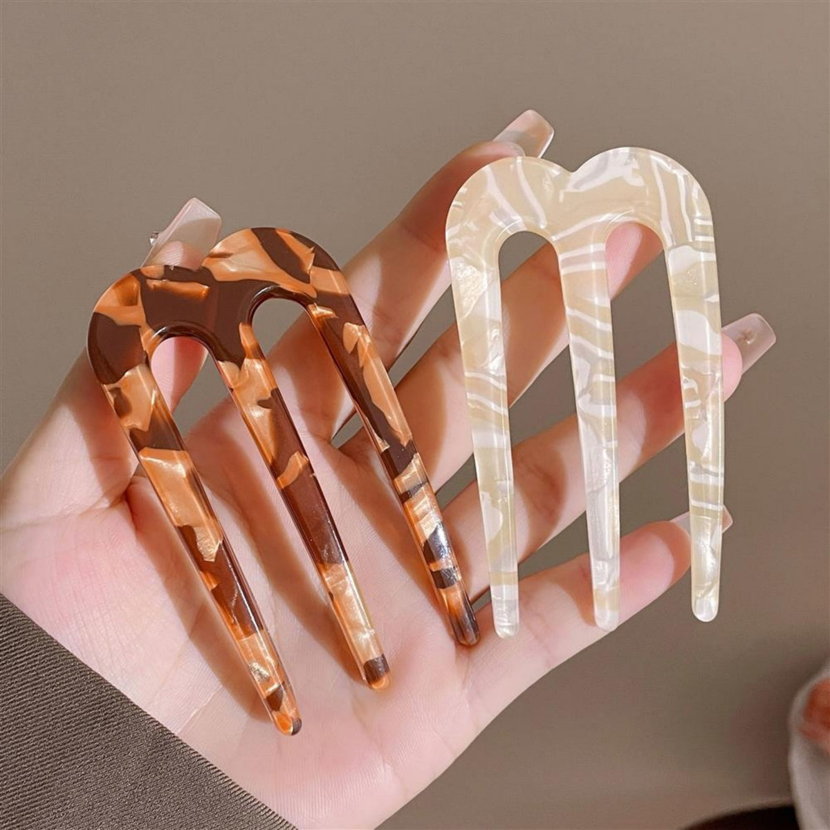 Retro Three-Tooth U-Shaped Hairpin for Women
