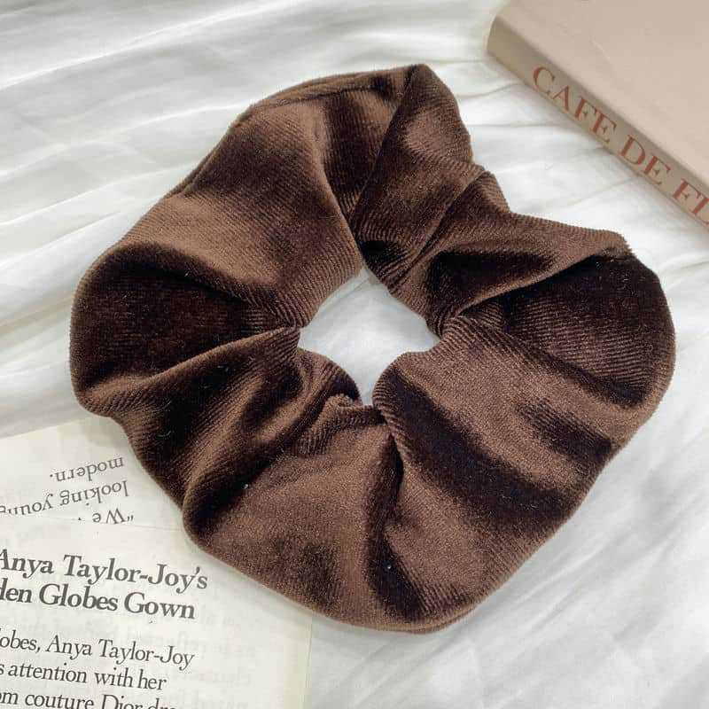 Velvet Large Hair Band for Autumn Winter Retro Style - Elastic Head Accessory