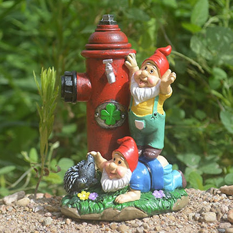 Garden Fire Hydrant Resin Sculpture for Landscape Decoration