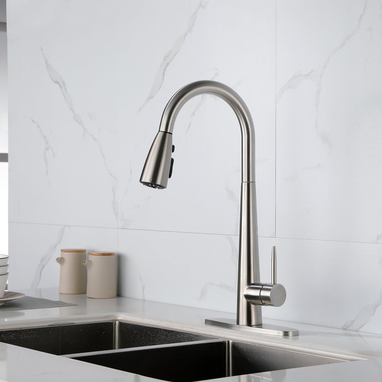 Stainless Steel Kitchen Faucet with Single Handle and Deck