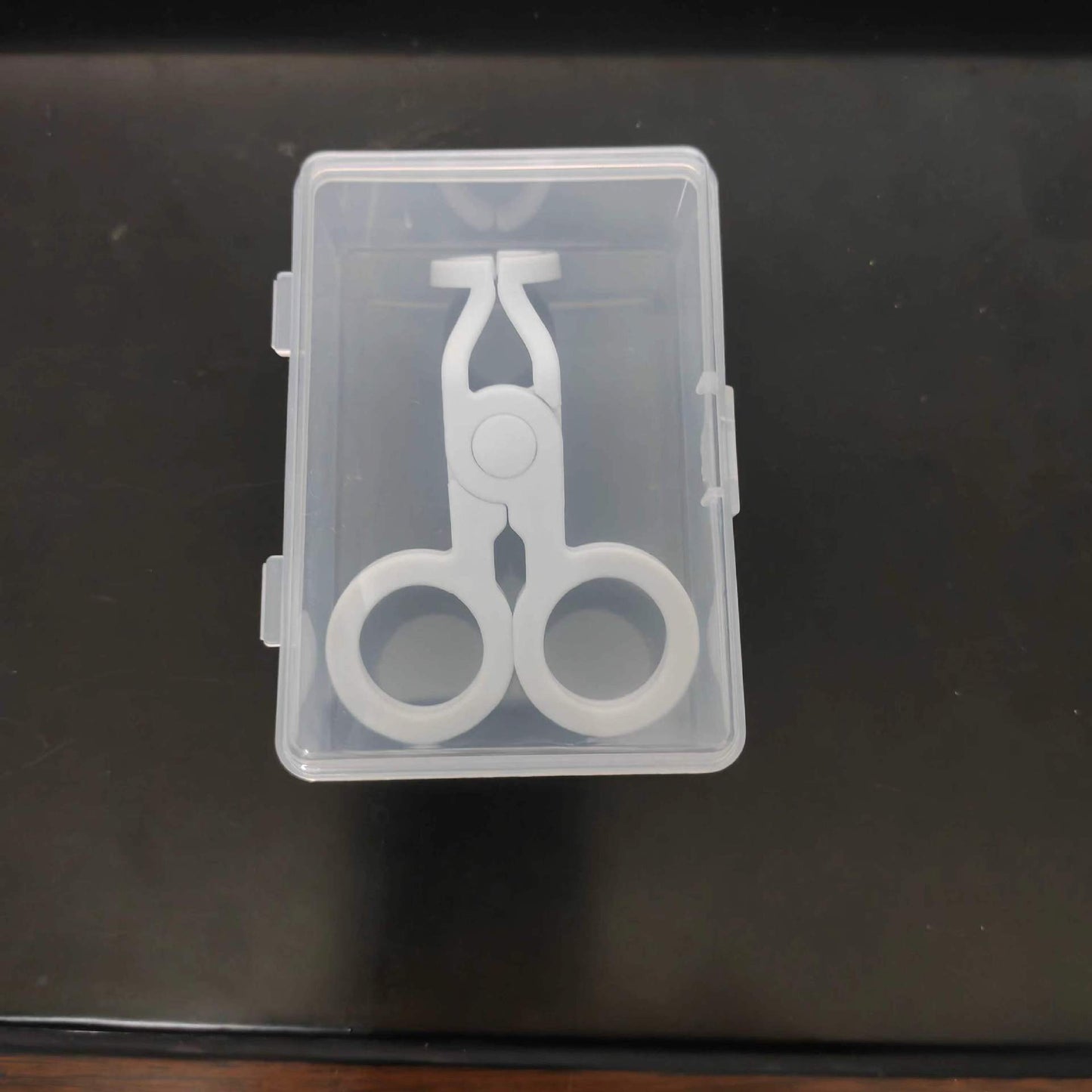 Portable Big Eye Contact Lens Clip Aid for Comfortable Wearing