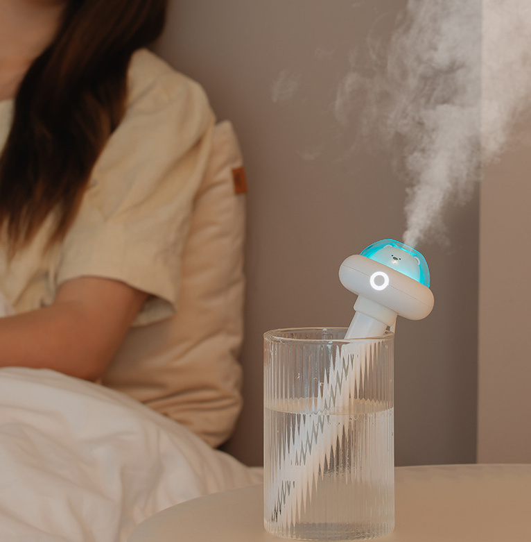 Portable Cartoon USB Humidifier - Cute Home & Office Air Moistener