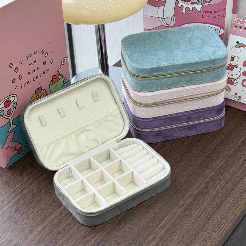 Portable Jewelry Storage Box with Velvet Interior - Compact & Stylish