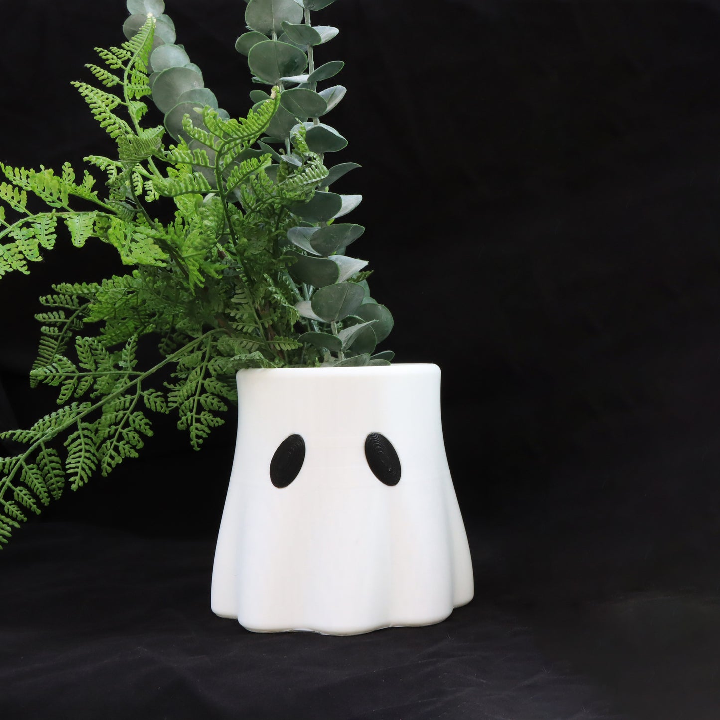 Ghost Flower Pot Garden Decor - Small & Large Plastic 3D Printed Planters