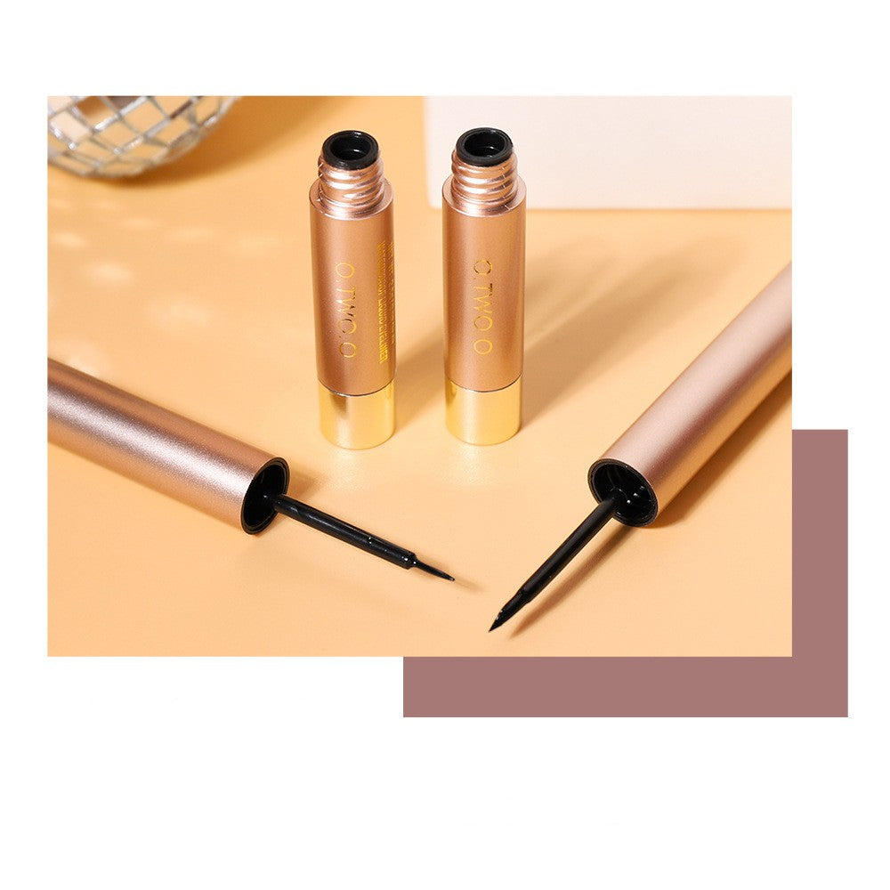 Waterproof Liquid Eyeliner with Quick Dry Formula - No Halo, Beginner Friendly