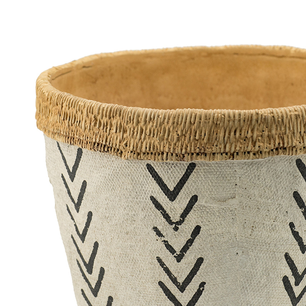 Set Of 2 White And Brown Cement Planters With V Pattern, L D10x8 S