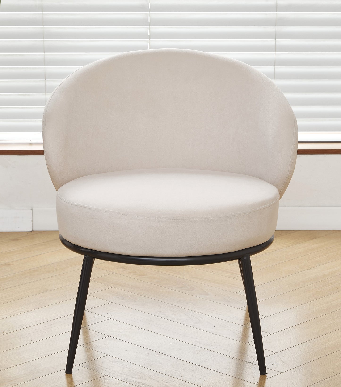 Round Velvet Accent Chair, Mid-Century Modern Upholstered Armchair