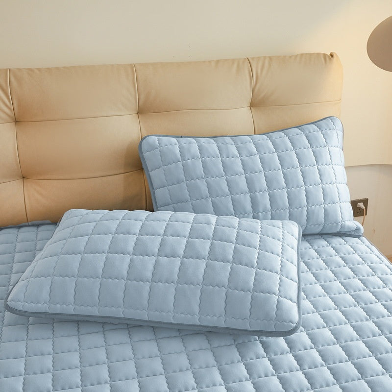 Waterproof Fitted Sheet for Child and Maternal Use - Leakproof, Bed Protection