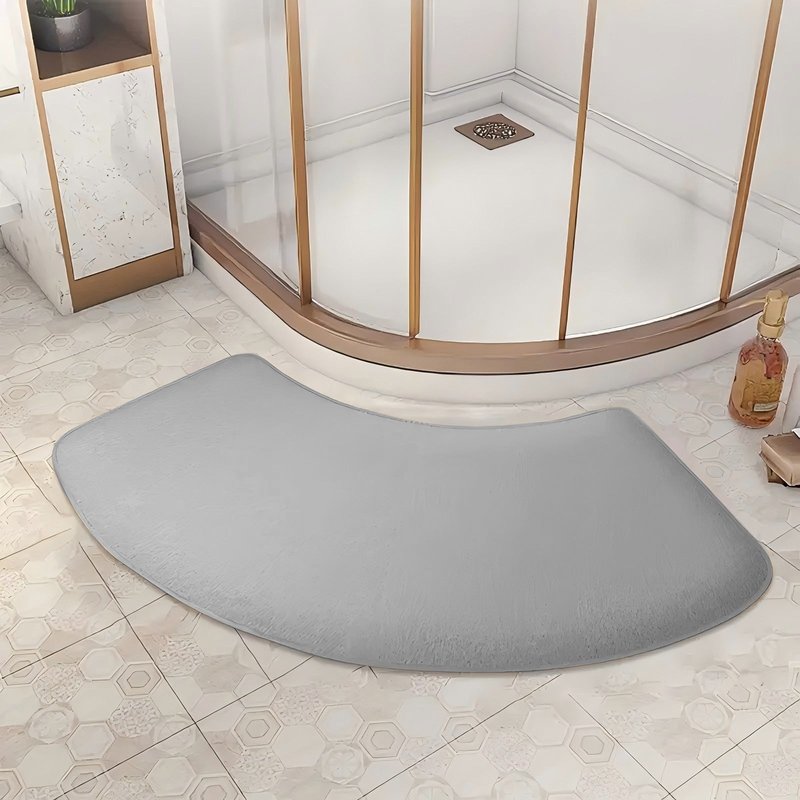 Fan-Shaped Water-Absorbent Non-Slip Bath Mat - Modern Minimalist Design