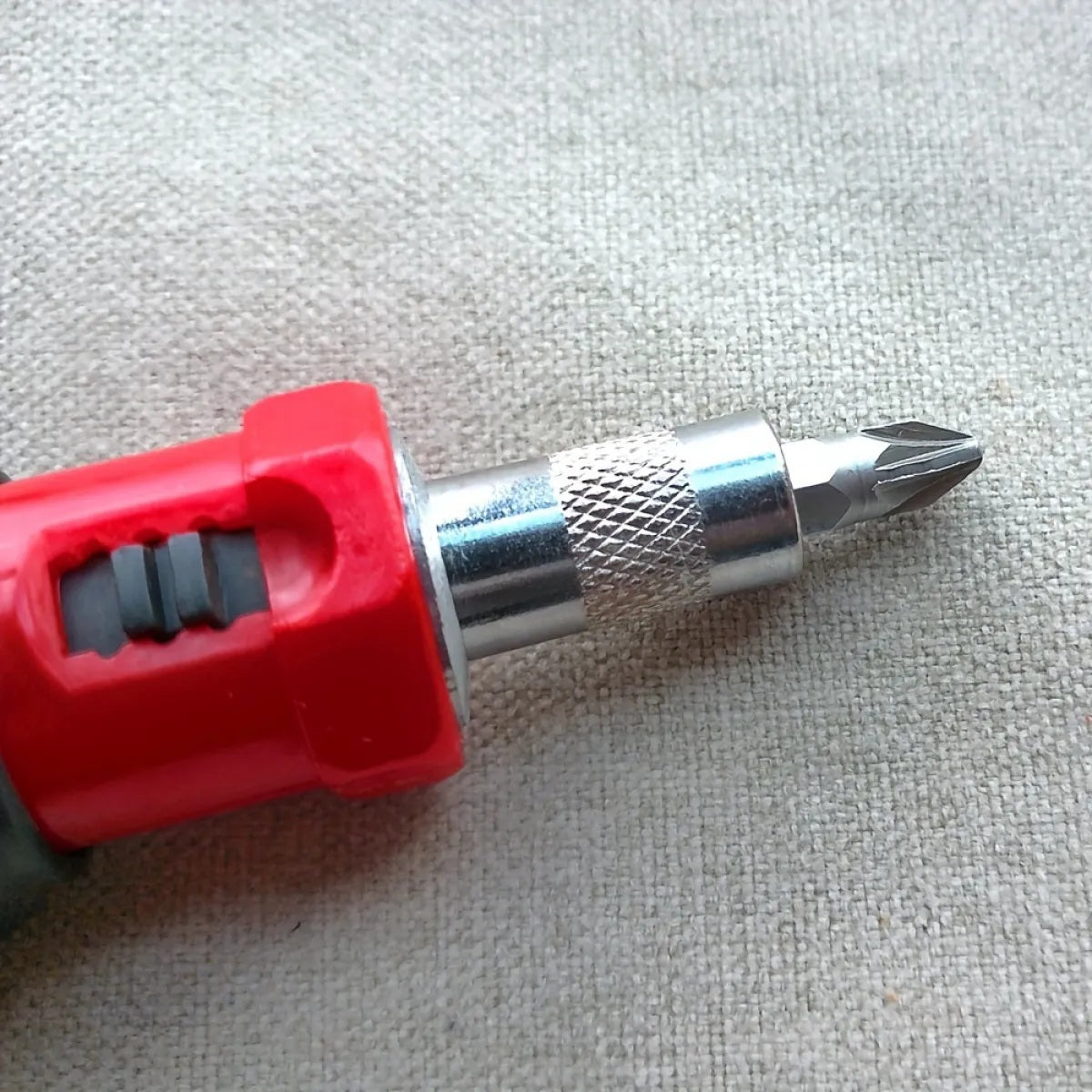 Mini Multifunctional Screwdriver Set with Reversible Steel Connector - Compact Hand Tool Kit