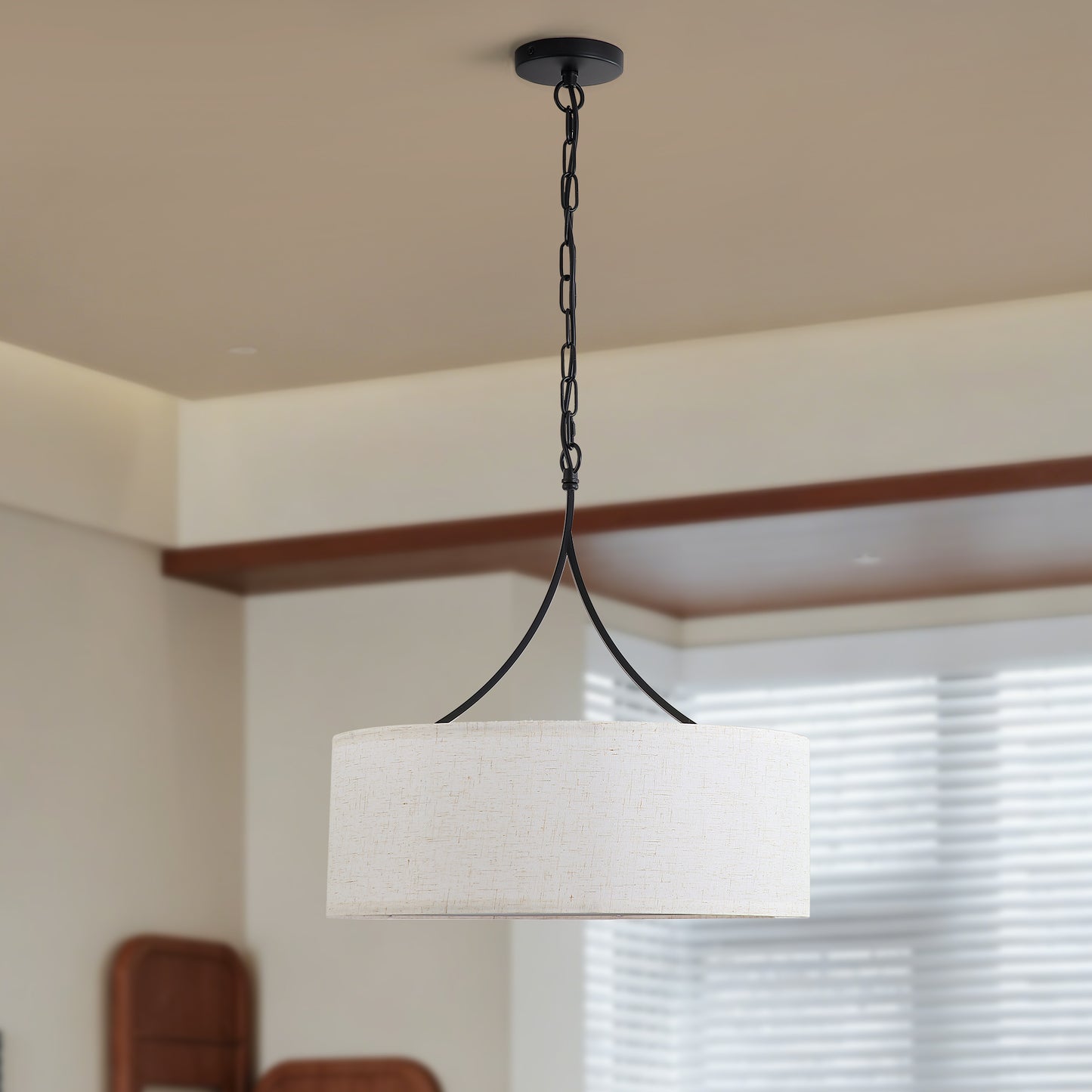Black Fabric Pendant Light - Adjustable Modern Chandelier for Dining & Living Rooms