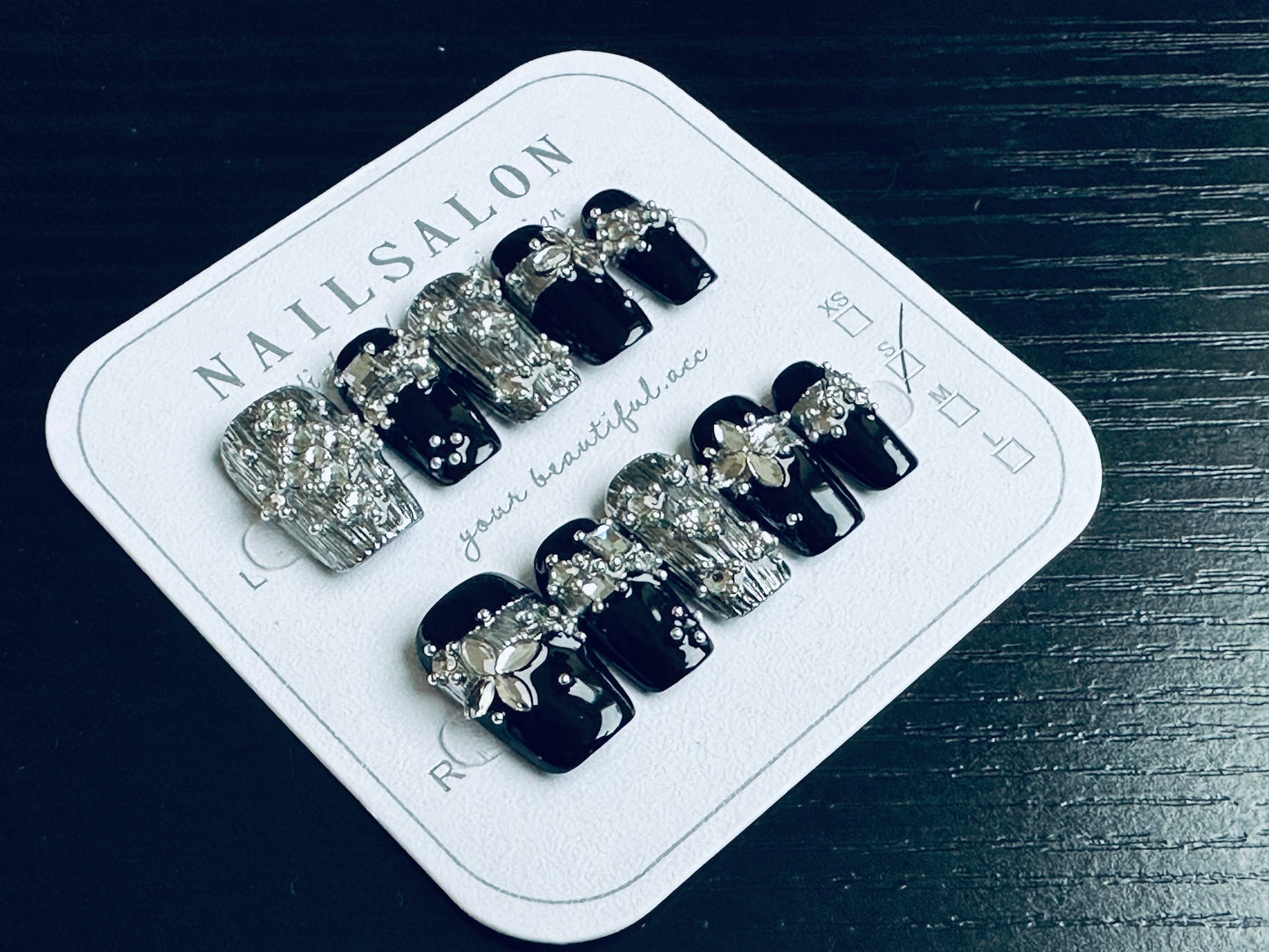 Black and White 3D Platinum Texture Press On Nails - 10 Piece Set