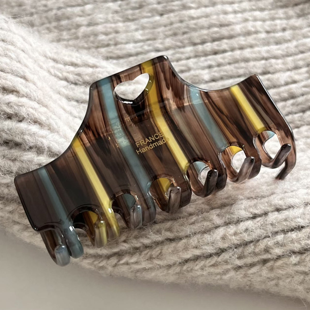 Striped Contrast Color Acetate Hair Clip