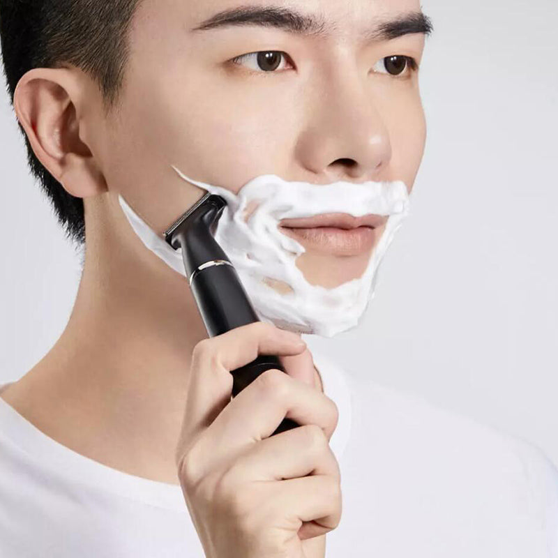 Wet & Dry Electric Eyebrow Trimmer - Black