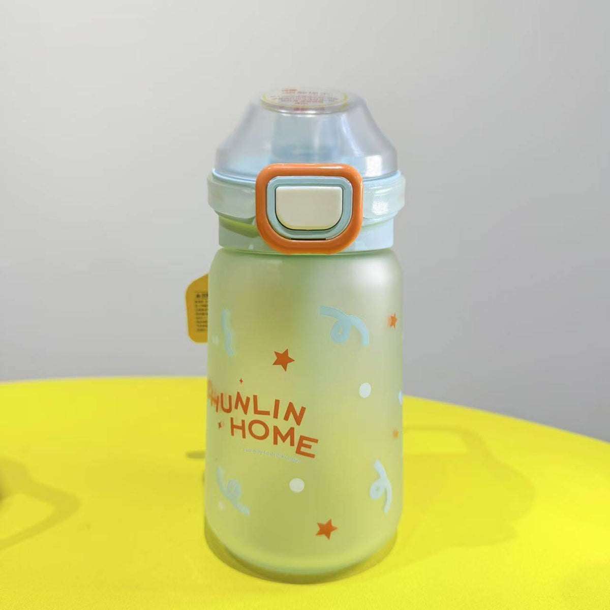 Leak-Proof Portable Plastic Water Cup with Straw - Multiple Colors & 600ml Capacity