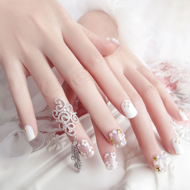 White Bride Fake Nails - 24 Pieces with Glue