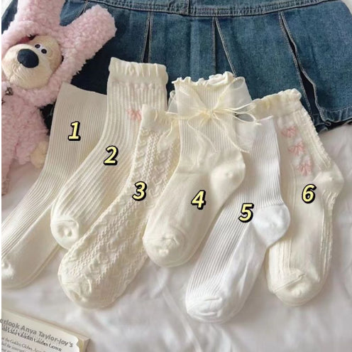 Lace Rimmed Socks - Milk White Vertical Pattern, Size 1, 1 Pair