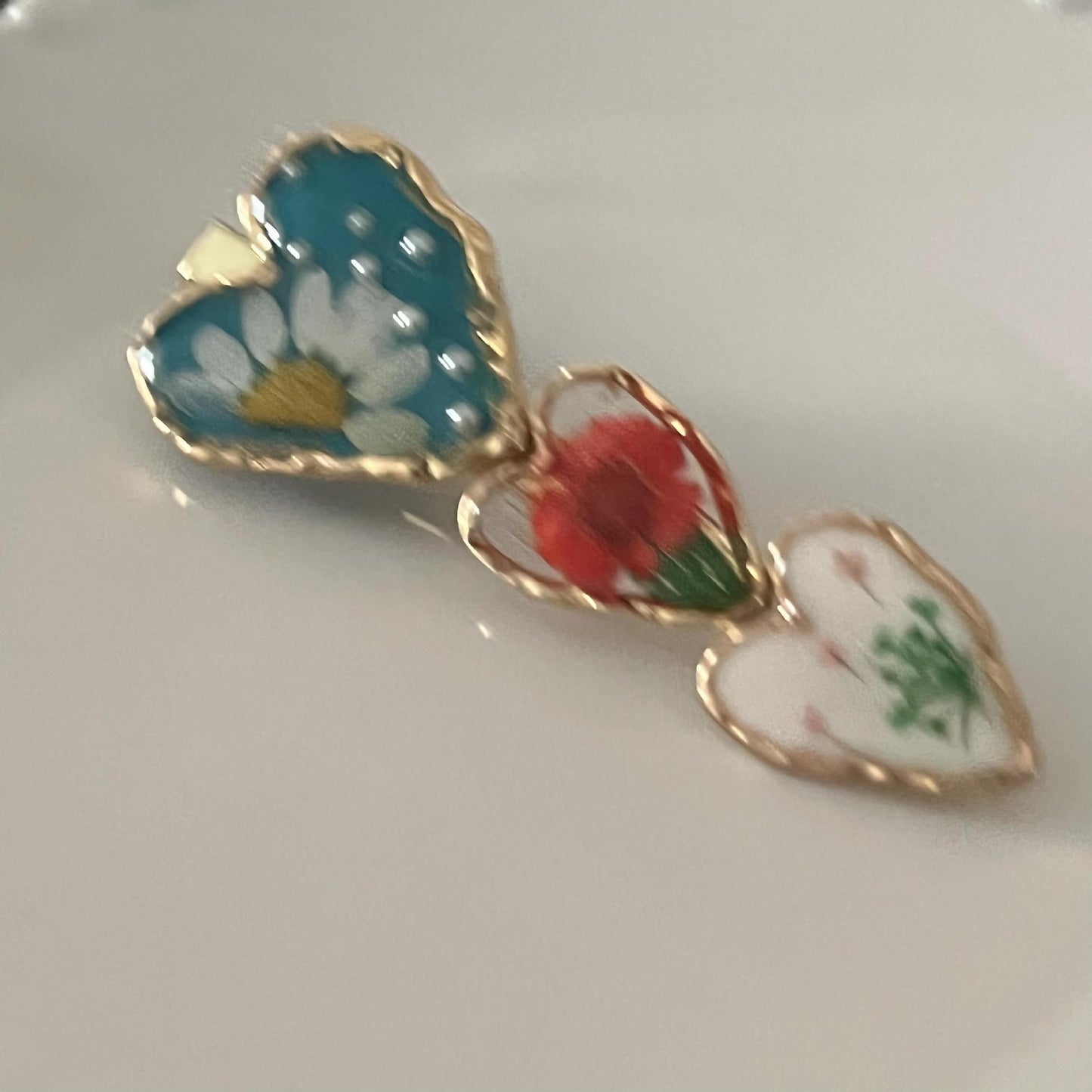 Retro Flower Pearl Hair Clip for Women - Heart-Shaped Hair Accessory