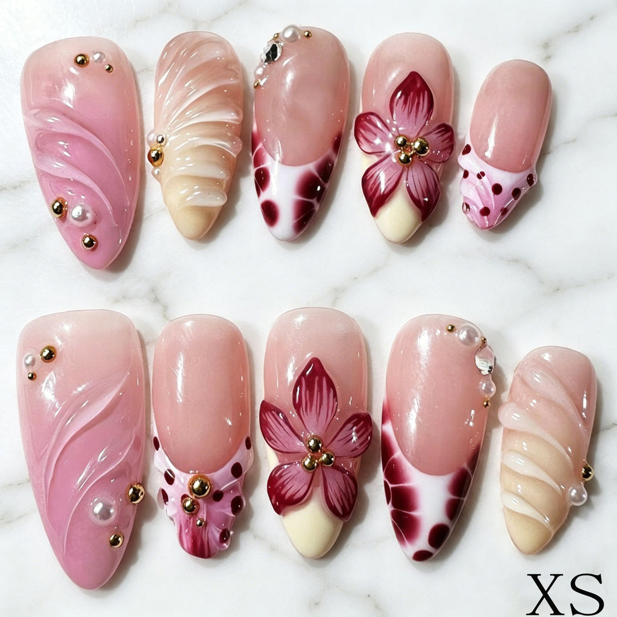 Press-On Nails Medium Length Floral Gradient Design Set