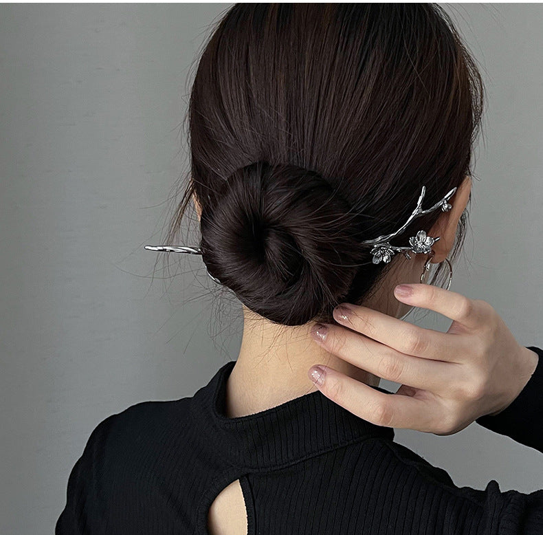Metal Hairpin Hair Accessories for Women - Chinese Flower Design, Silver & Gun Black