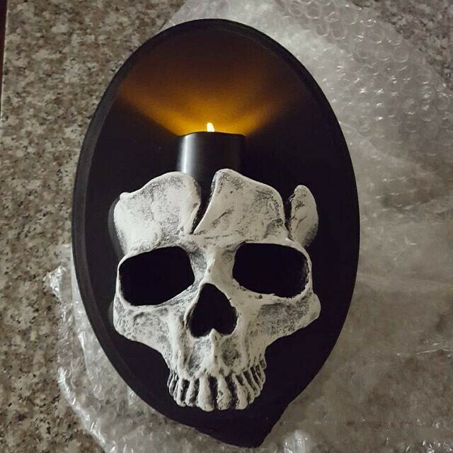 Halloween Ghost Skull Resin Hanging Decoration for Home & Garden