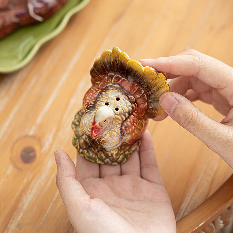 Ceramic Turkey Pepper Salt Shaker Set - Kitchen Storage Jar