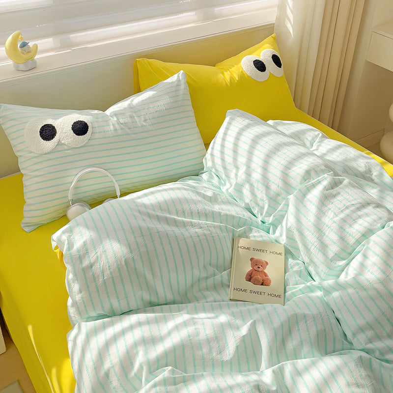 Four-Piece Bedding Set with Duvet Cover and Pillowcases – Multiple Sizes & Patterns