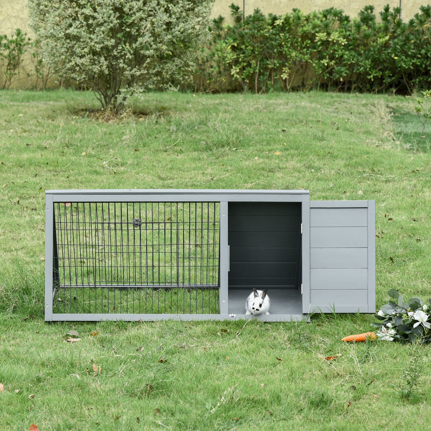 Outdoor Wooden Rabbit Hutch with Run - Small Animal Cage for Garden Backyard