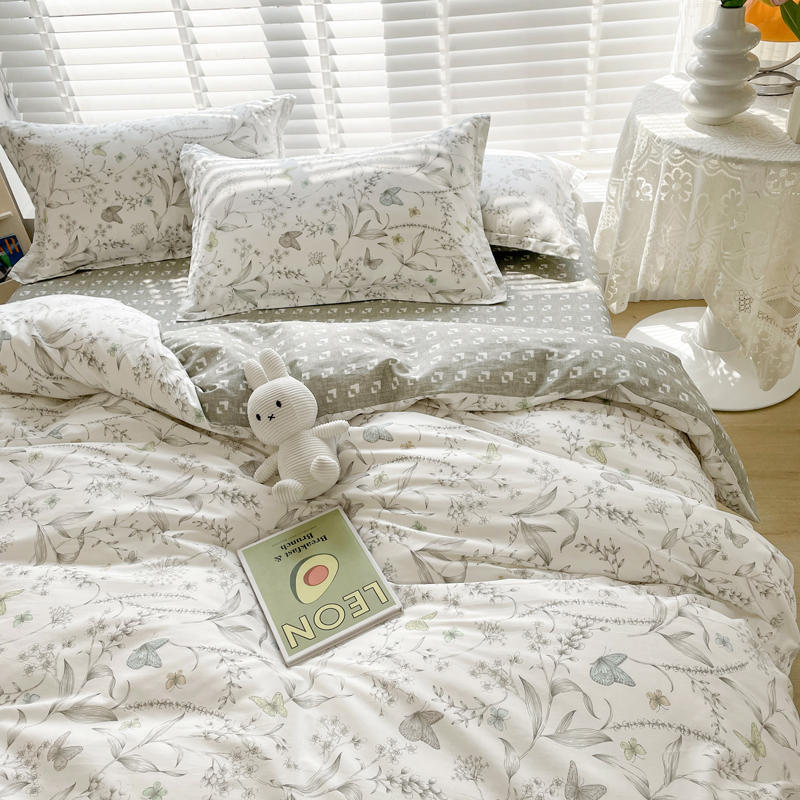 Retro Floral Bedding Set - Cotton Bed Linen with Quilt Cover & Pillowcases