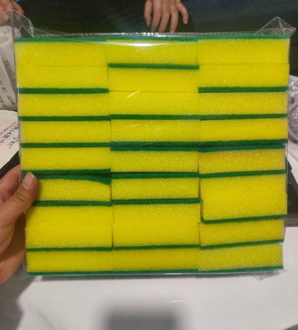 Set of 8 Washing Sponges and 4 Scouring Cloths - Pet Fabric Cleaning Supplies