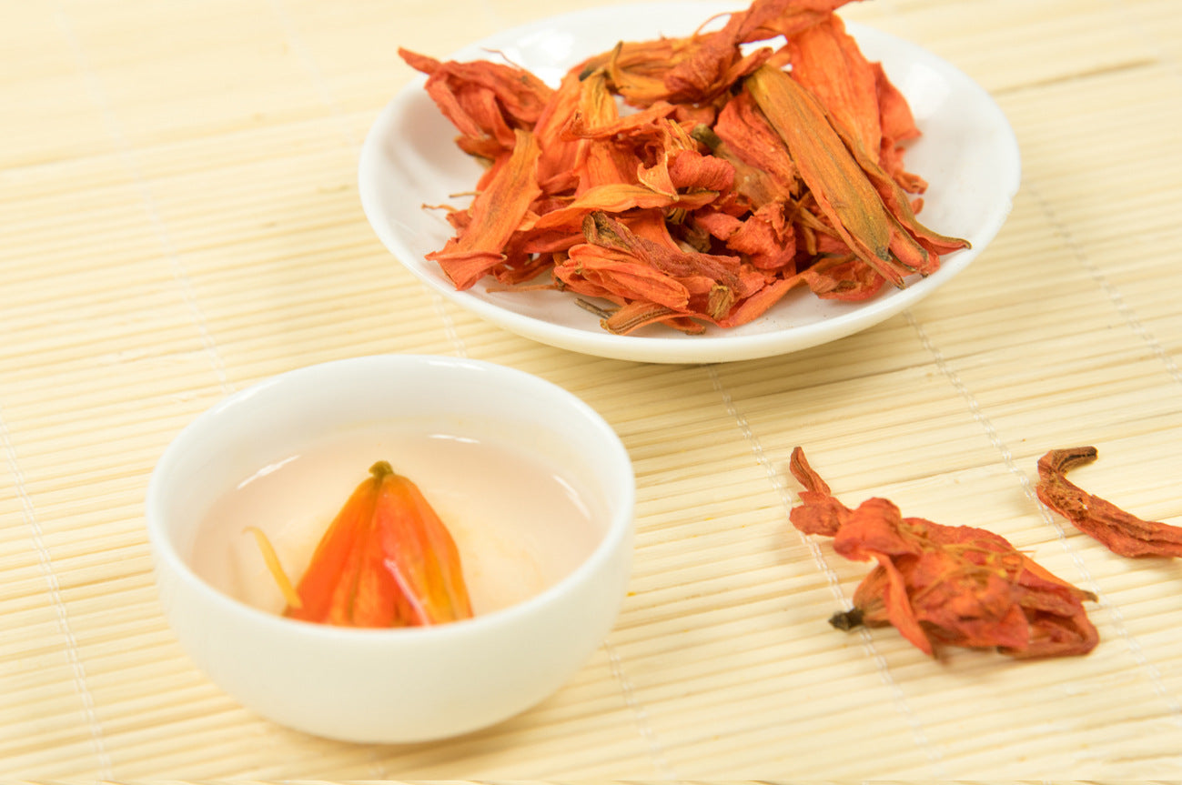 Bulk Dried Lily Flowers for Tea & Infusions - Natural Herbal Herbs