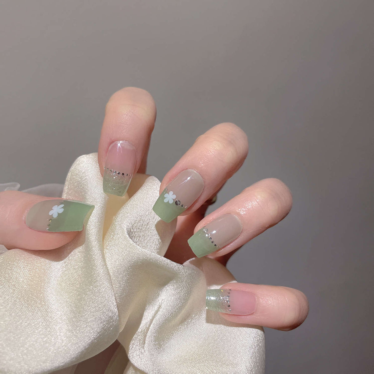 Semi-Cured Gel Nail Sticker Kit with 22 Pieces & Tools