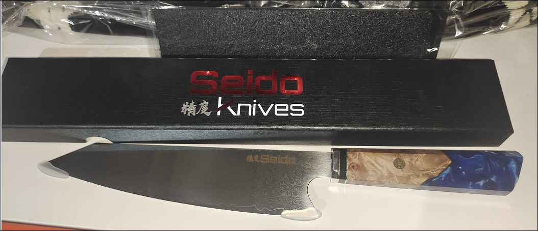 Chef's Knife for Japanese Cuisine - Damascus Steel, 34.7cm