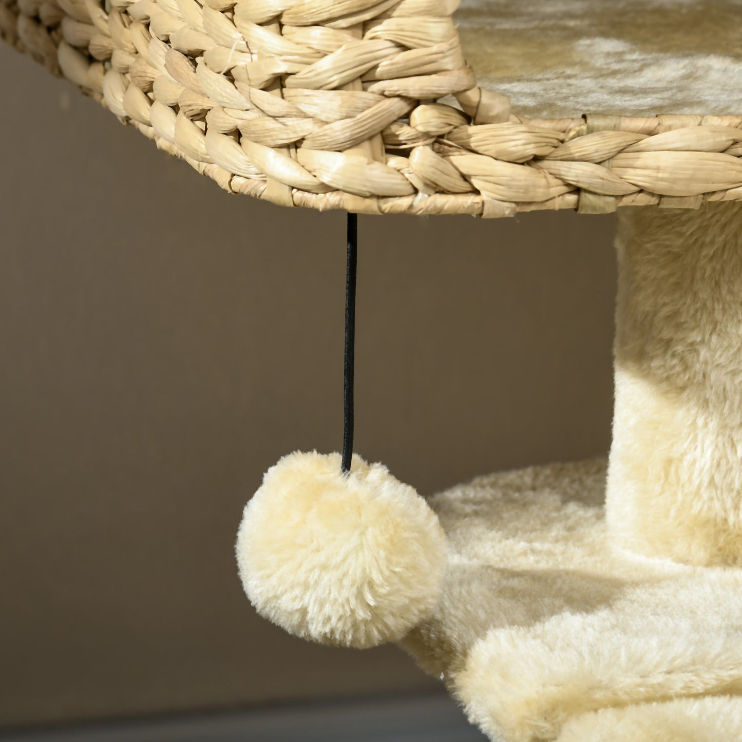 Indoor Cat Tree with Scratching Posts and Cozy Condo - Beige