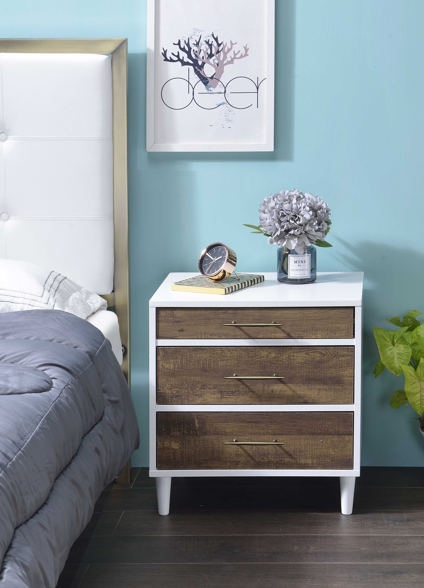 Lurel White & Weathered Oak Accent Table - 16" x 20"