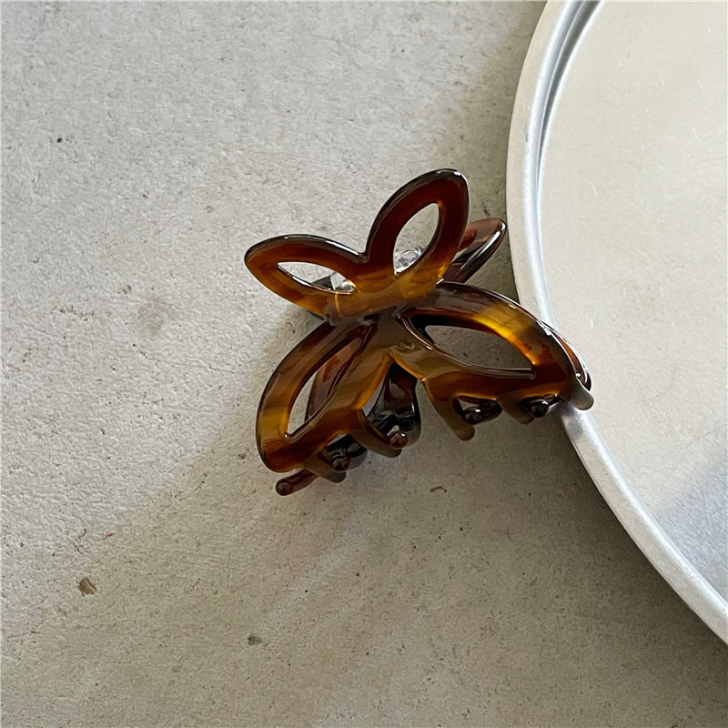 Retro Butterfly Hair Clip - Small Decorative Hair Accessory