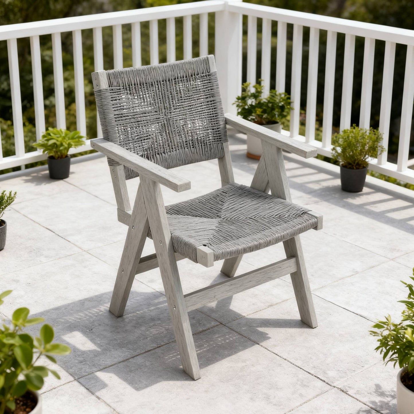 HIPS All-Season Dining Chair Suitable For Garden Dinners & Versatile