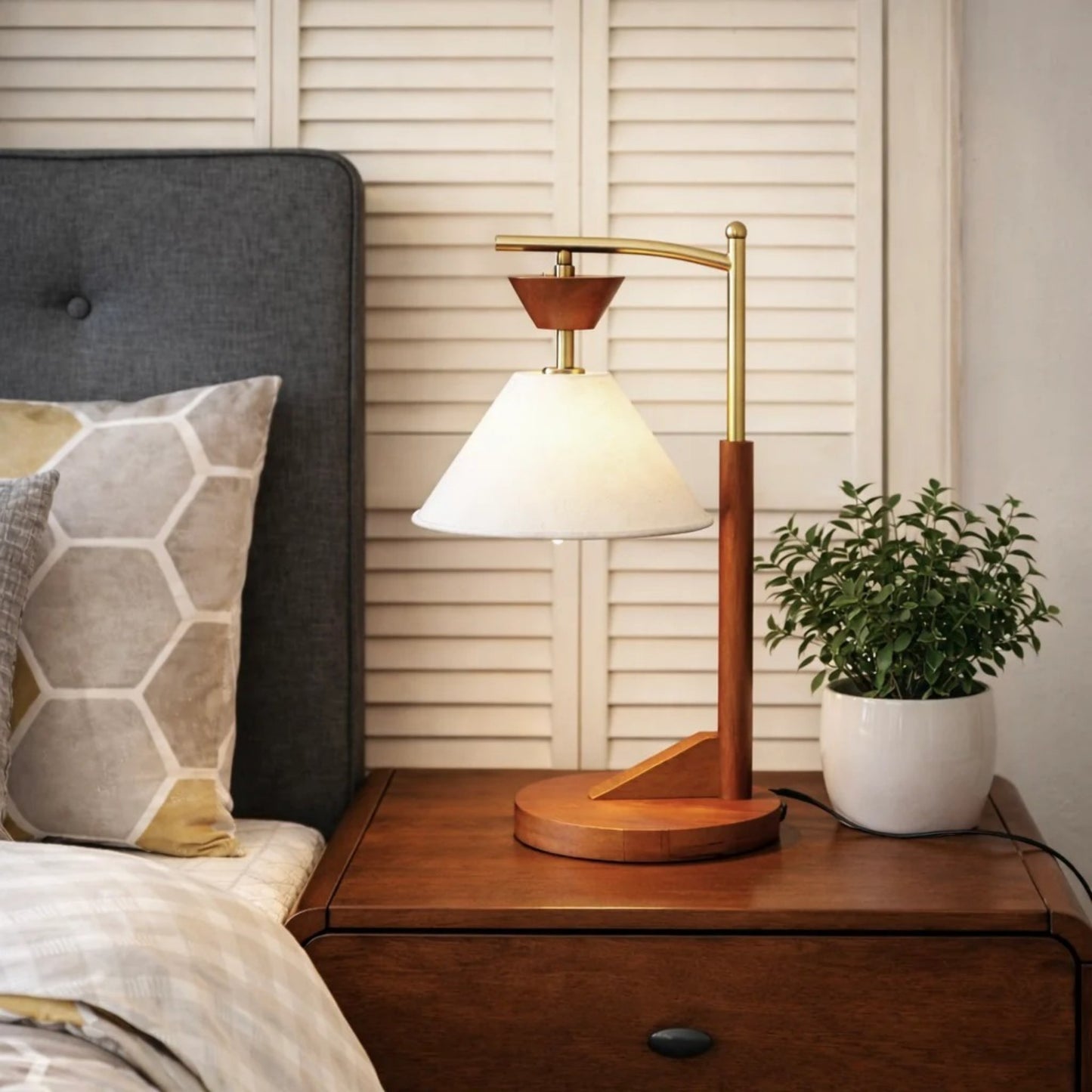 Bedside Bedroom Nightstand Desk Lamp Study Lamps Wood Creative Lights