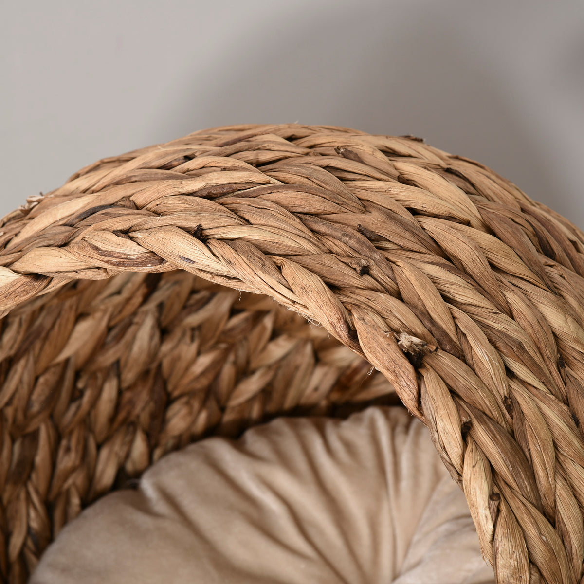 Elevated Cat Bed with Soft Cushion & Basket Shape - Indoor Wicker House, 23.5 Inches, Light Brown