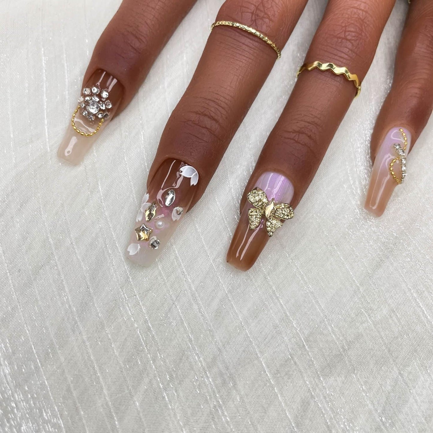 Handmade Press-On Nails - 3D Ivory Filigree Acrylic Fake Nails (Size M)