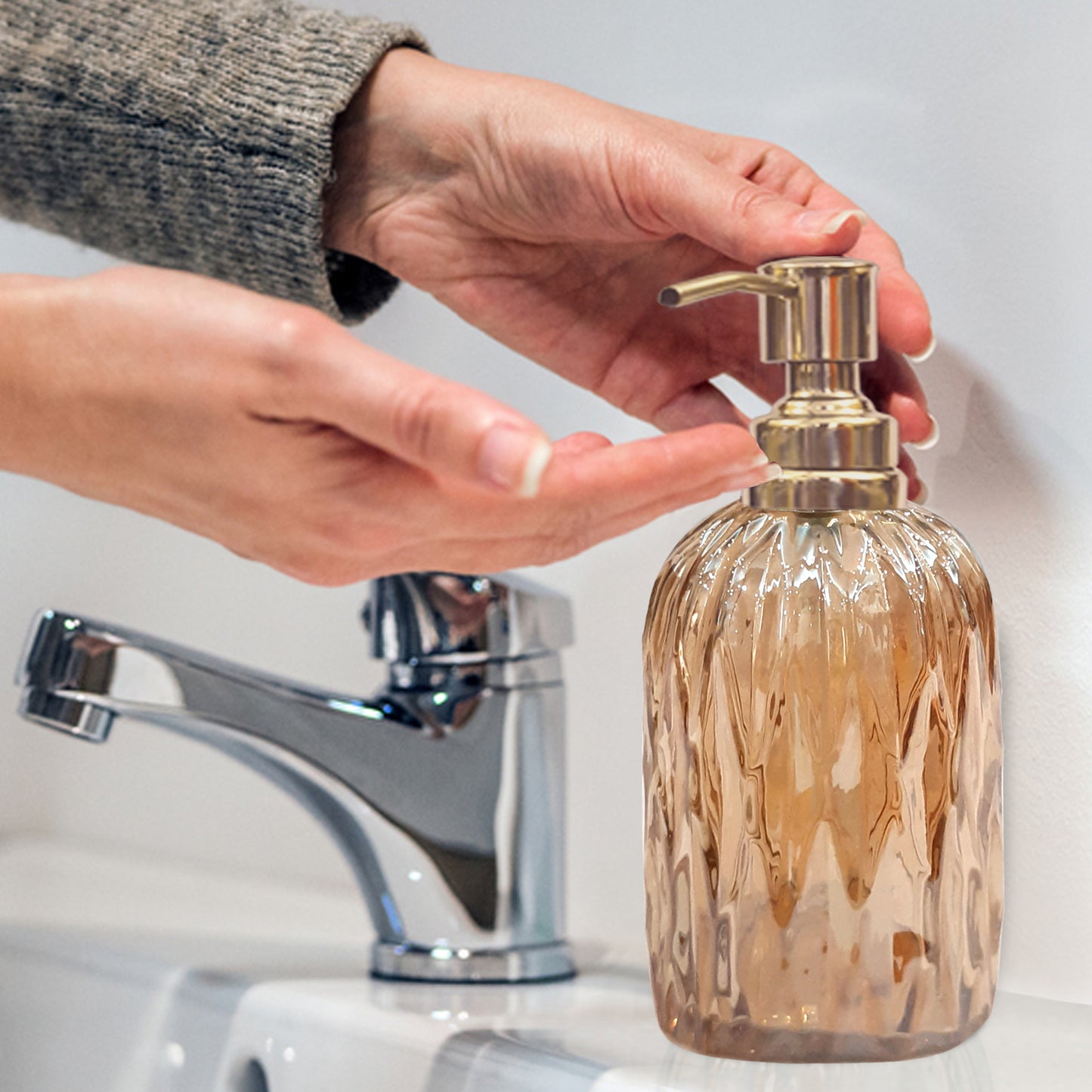 Glass Liquid Soap Dispenser Pump Bottle Bathroom Vanity & Kitchen